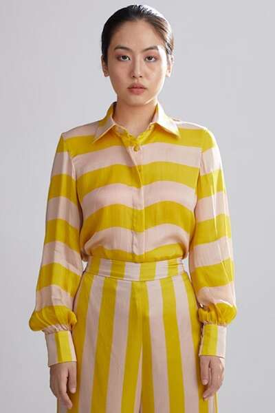Top 20 Striped Shirts Every Fashionista Should Own in 2024
