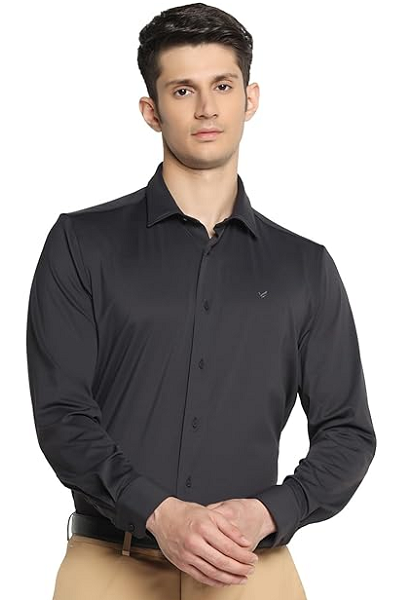 Top 20 Trendy Styles of Matching Pants for Black Shirt