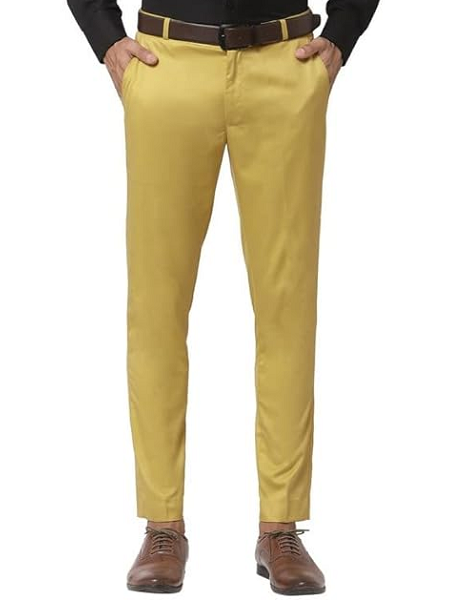 Top 20 Trendy Styles of Matching Pants for Black Shirt