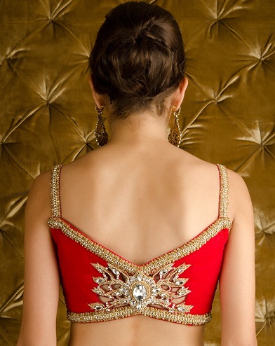 35 Stunning Maggam Work Blouse Designs: Trending Models of 2024