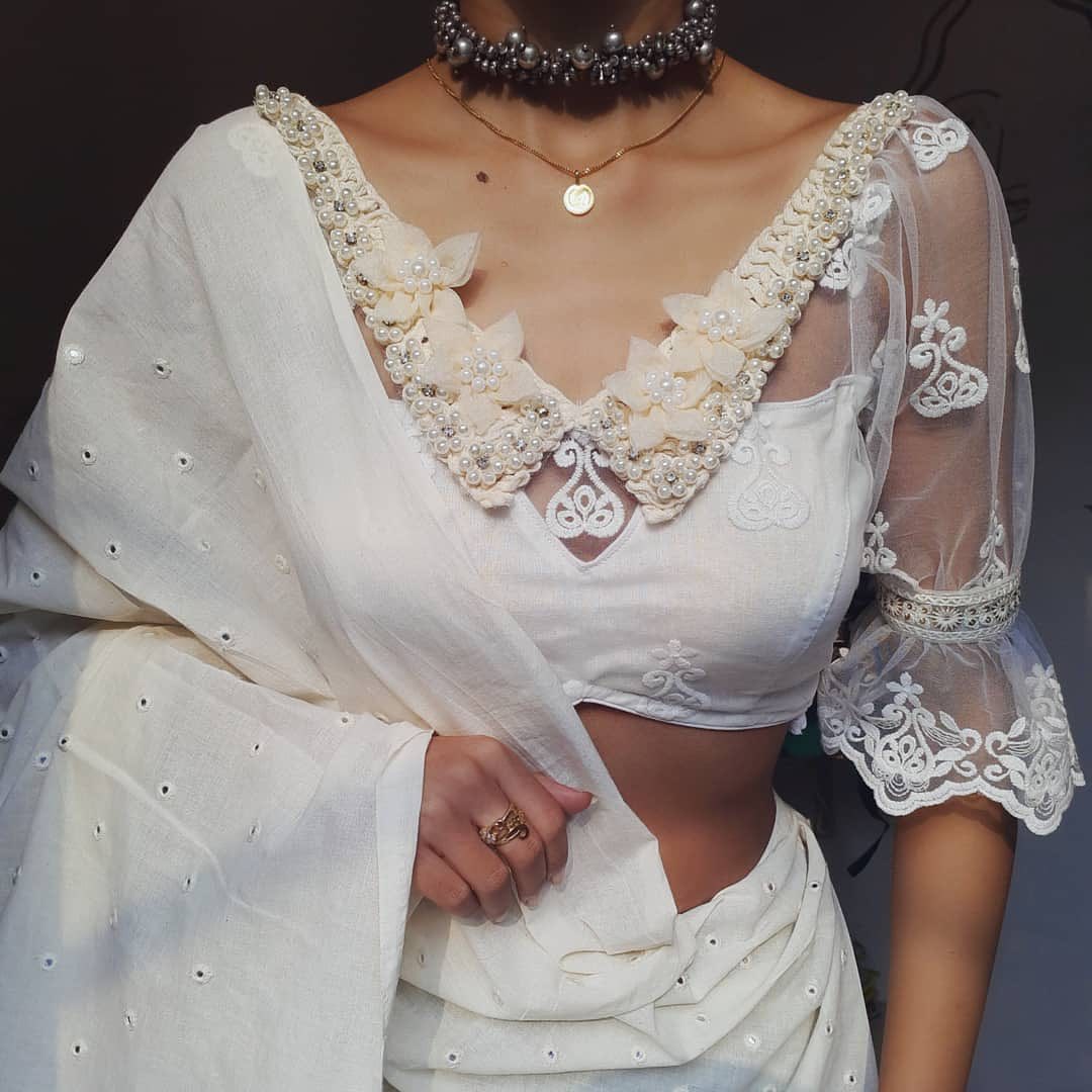 30+ Elegant Collar Neck Blouse Designs for Wedding Attire 2024