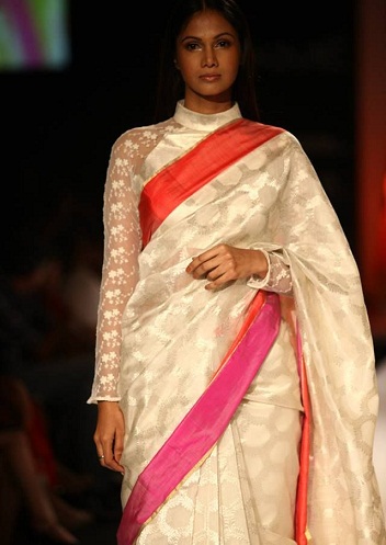 30+ Elegant Collar Neck Blouse Designs for Wedding Attire 2024