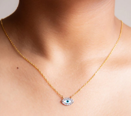 10 Best Evil Eye Pendants Bring Good Vibes to You 2024
