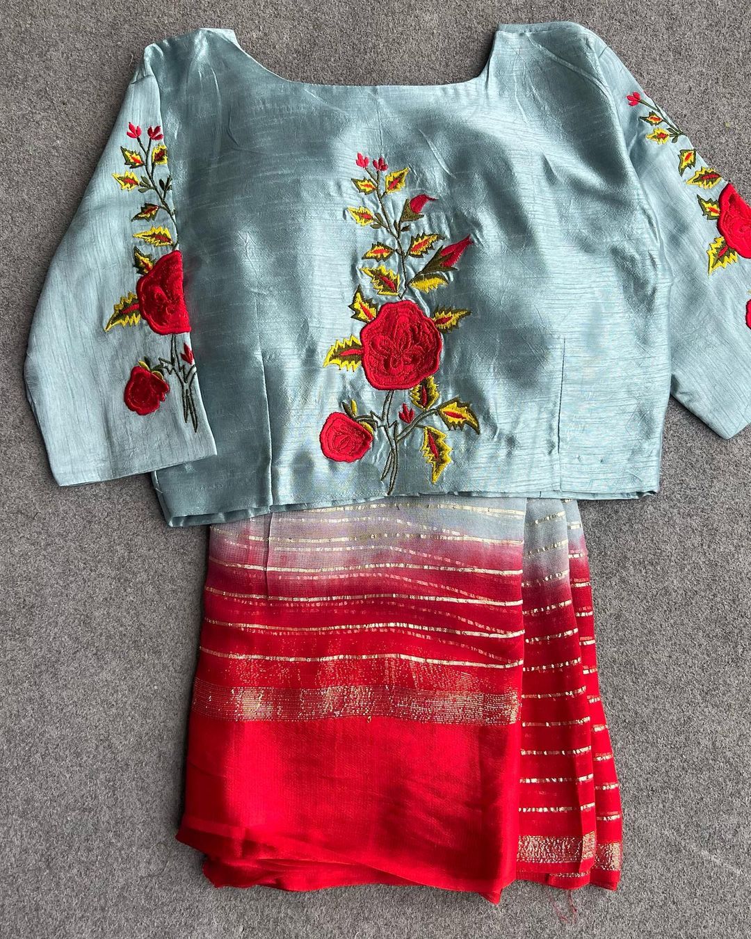 20+ Beautiful Floral Blouses Patterns That Are In Vogue