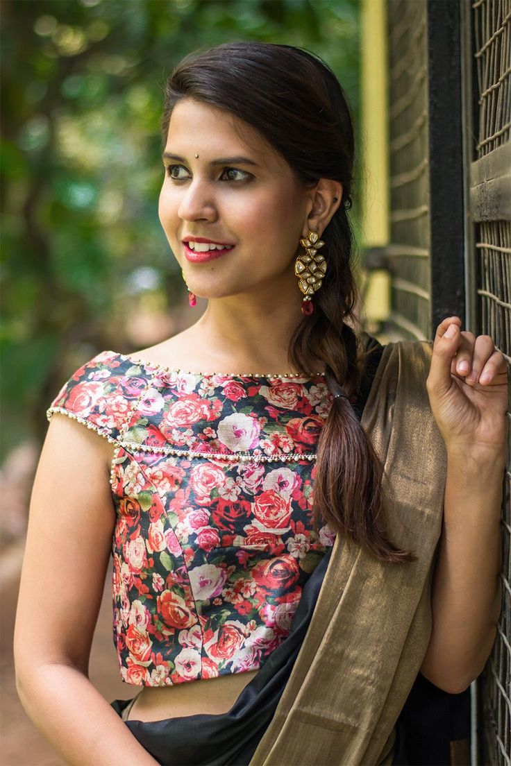 20+ Beautiful Floral Blouses Patterns That Are In Vogue