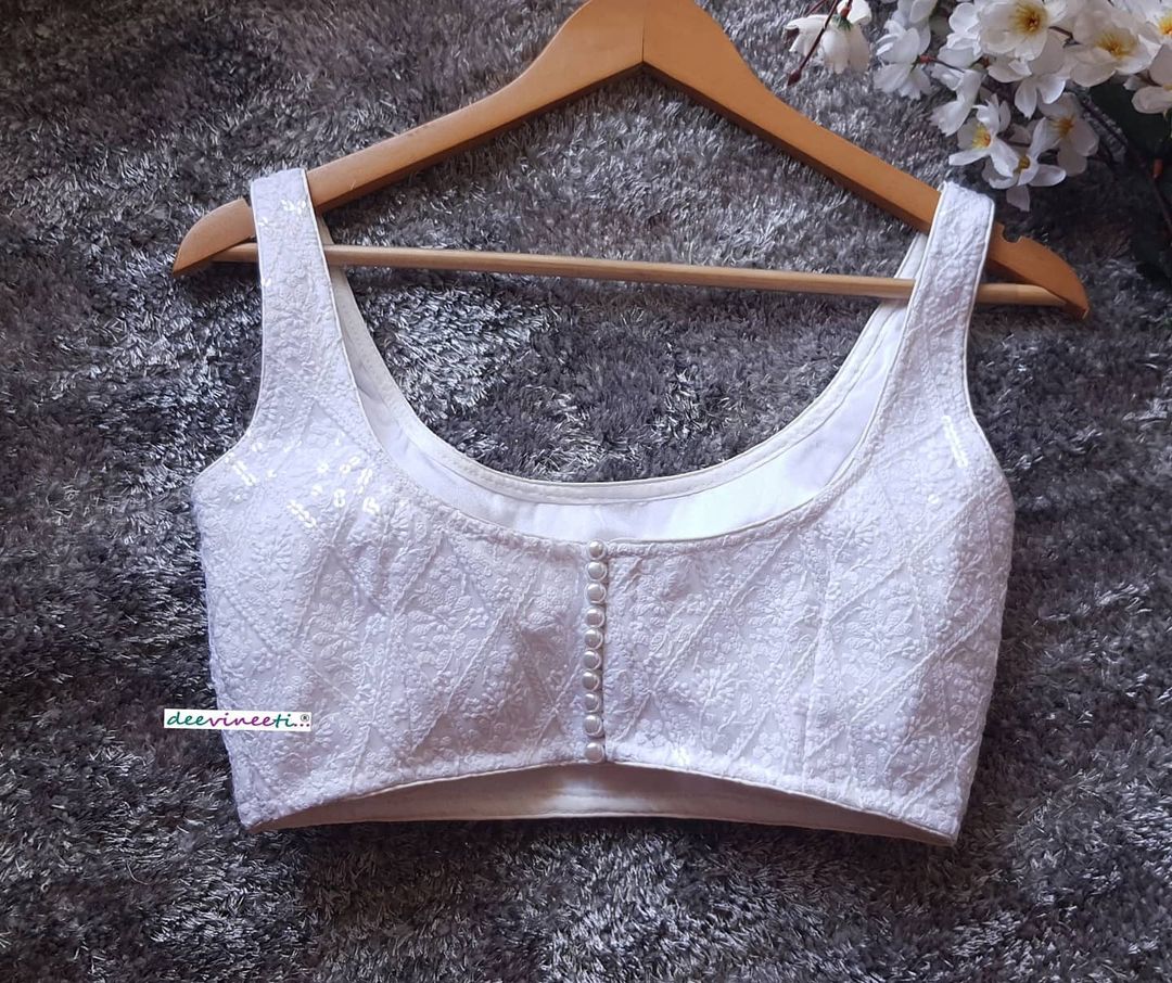 40+ Fashionable Front Neck Blouse Designs for 2024