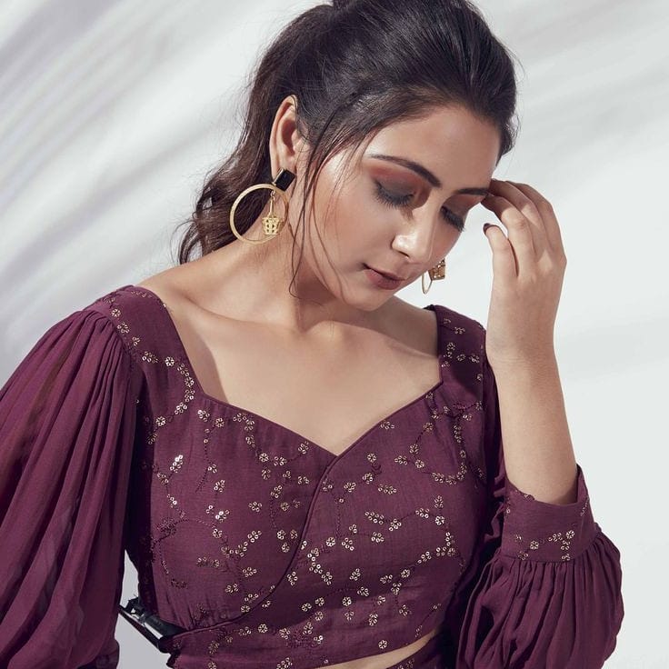 40+ Fashionable Front Neck Blouse Designs for 2024