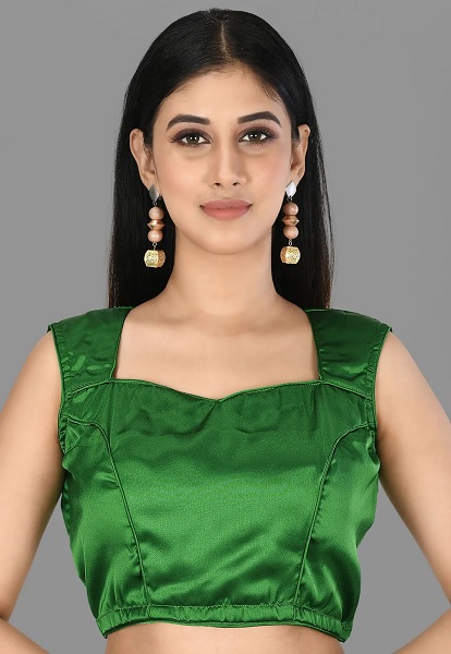 40+ Fashionable Front Neck Blouse Designs for 2024