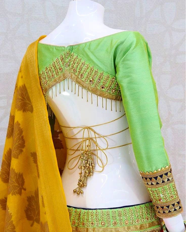 35+ Stylish Full Sleeve Blouse Designs You'll Love 2024