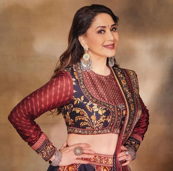 35+ Stylish Full Sleeve Blouse Designs You'll Love 2024