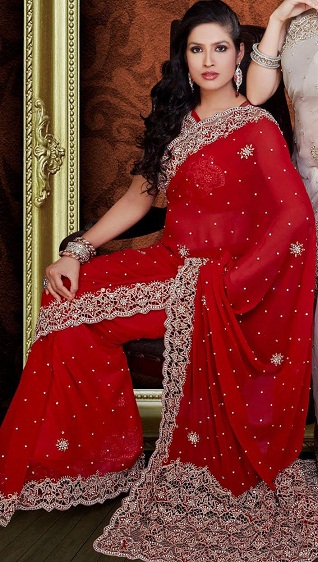 25 Stunning Red Sarees for Ultimate Glam Look 2024